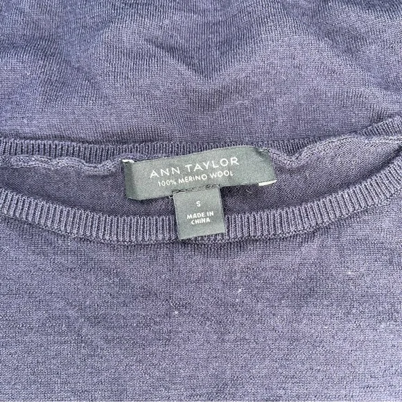 Ann Taylor Sweater - Picture 3 of 4